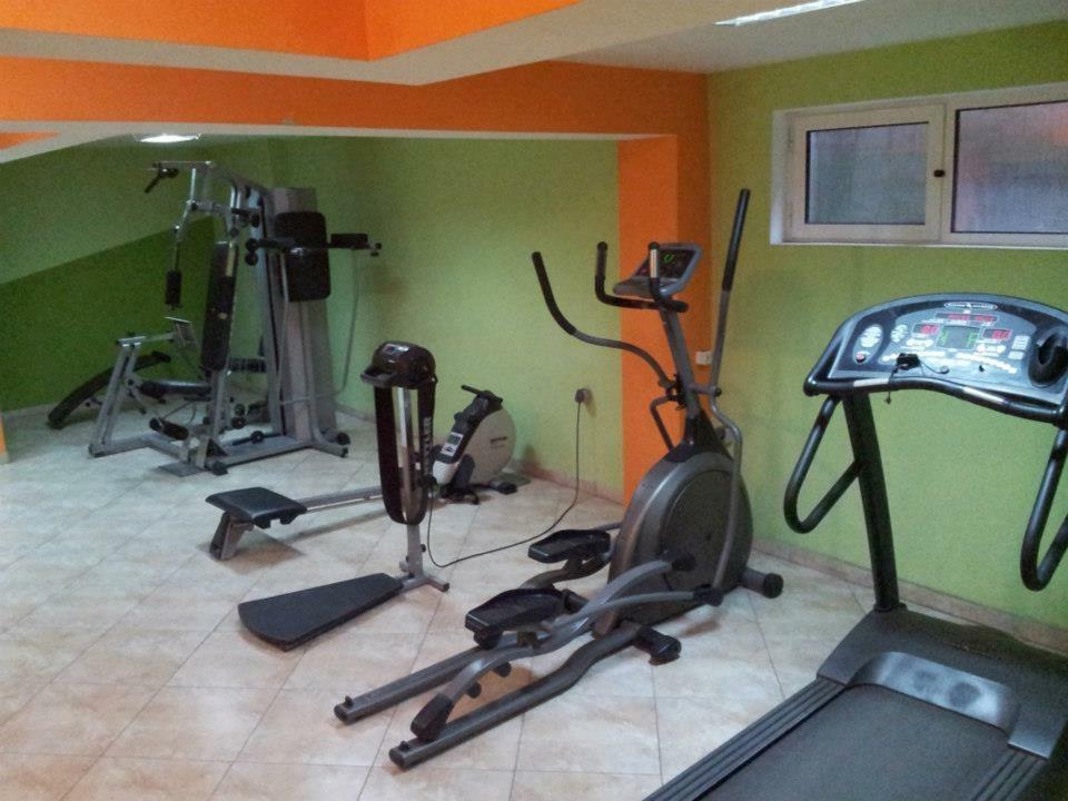 Hotel Triumph Nova Zagora Bagian luar foto